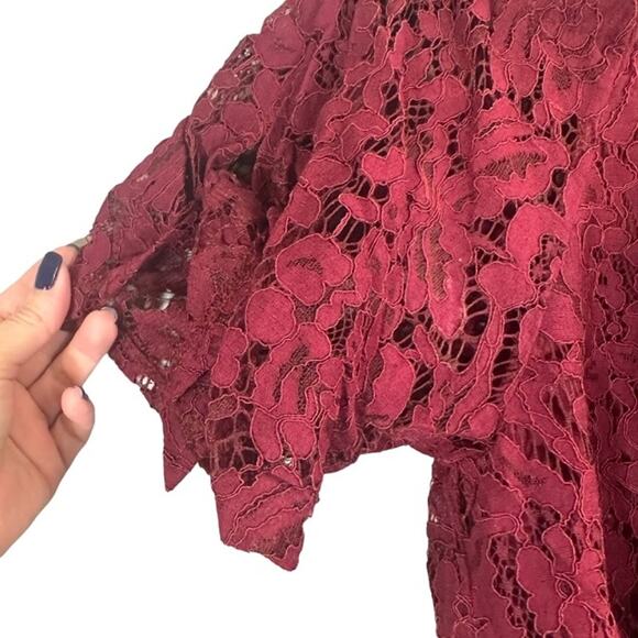 No Boundaries Maroon Lace Applique Eyelash Trim Short Sleeve Blouse Women Sz L - Picture 4 of 9